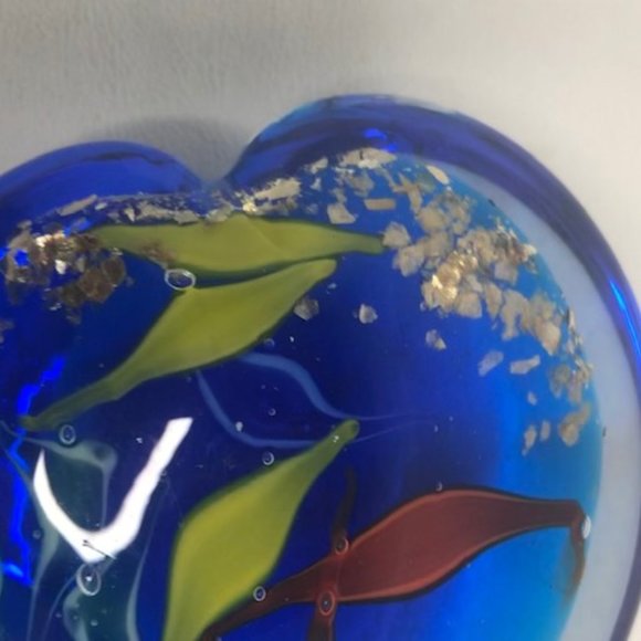VTG Murano Glass Art, Heart Shaped Cobalt Blue Hand Blown Glass Paperweight - Picture 3 of 13